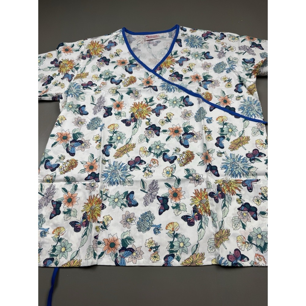 Fashion Scrubs Women's Scrub Top Size Small Floral and Butterfly Print Mock Wrap
